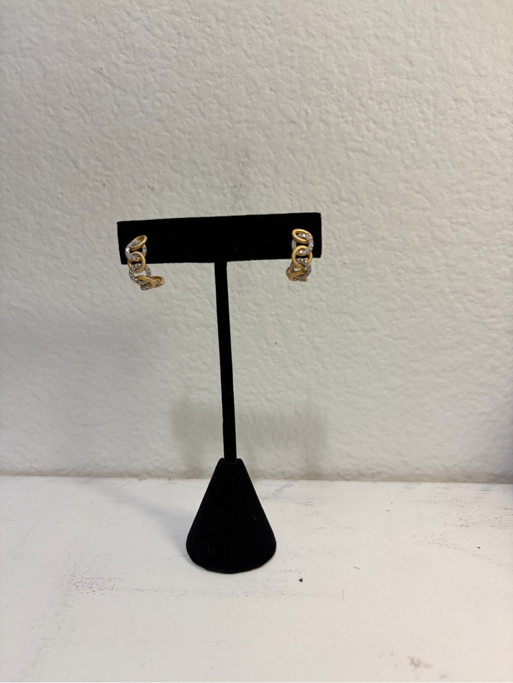 Freida Rothman Shining hope chain hoop earrings